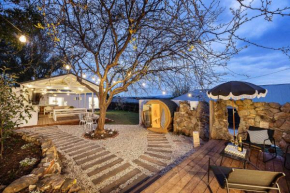 Bella's Cottage Spa Sauna Large Groups, Yarra Glen